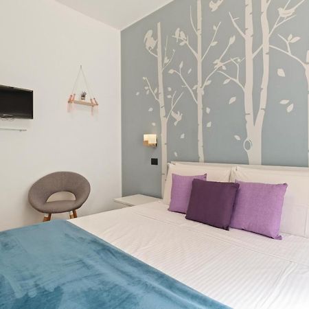 3 Bed Modern Flat - 15 Minutes Walk To Colosseum Roma Eksteriør bilde
