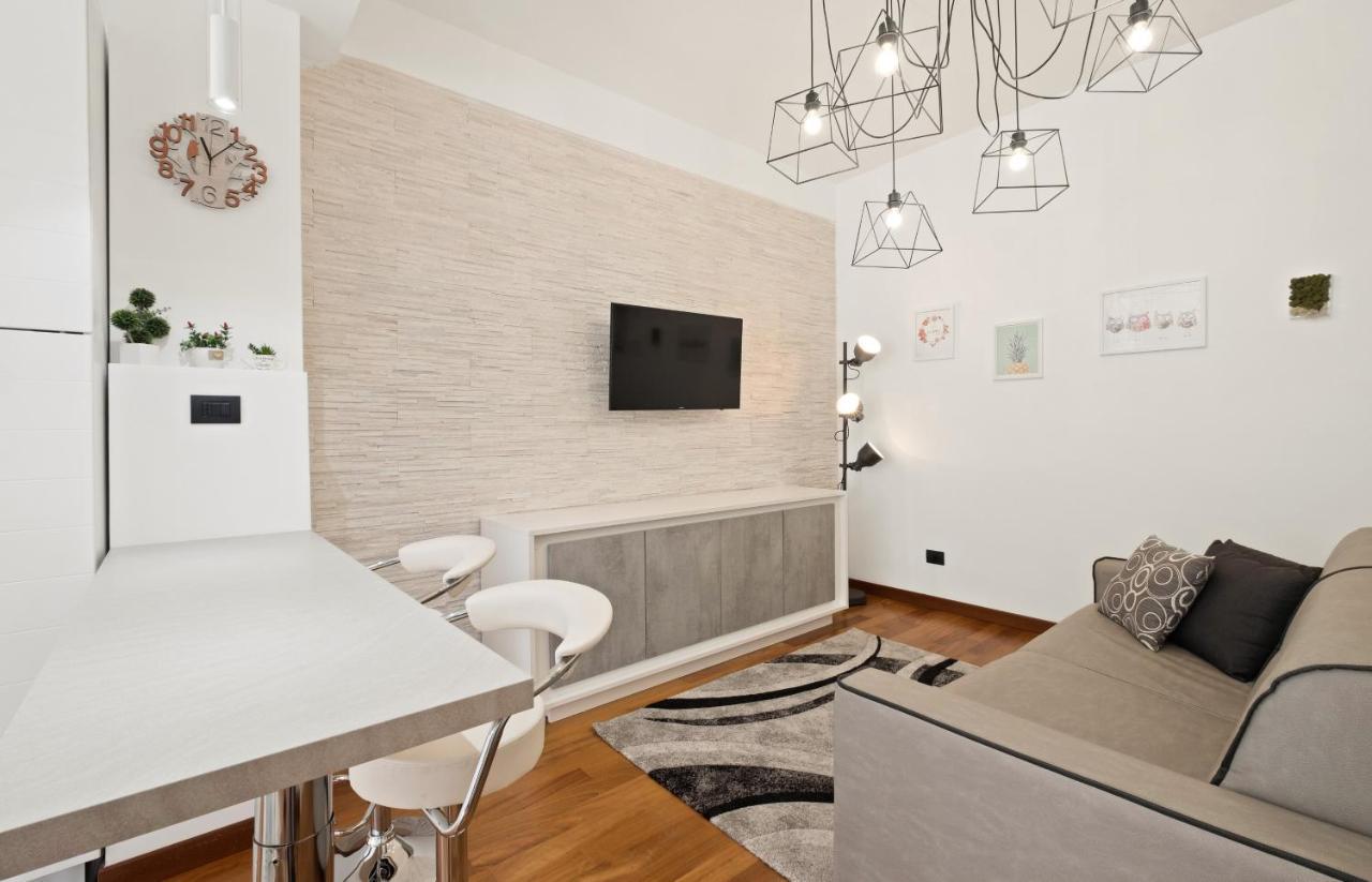 3 Bed Modern Flat - 15 Minutes Walk To Colosseum Roma Eksteriør bilde