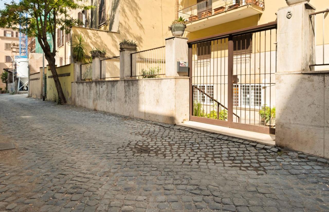 3 Bed Modern Flat - 15 Minutes Walk To Colosseum Roma Eksteriør bilde